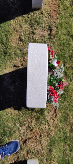 Flower delivery for Diane Kalivoda