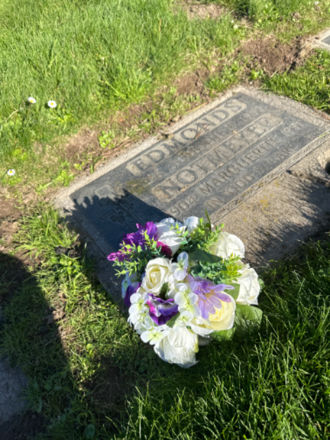 Flower delivery for Marguerite Elaine Notmeyer