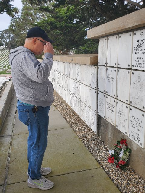 Flower delivery for Thomas Halwick Garity