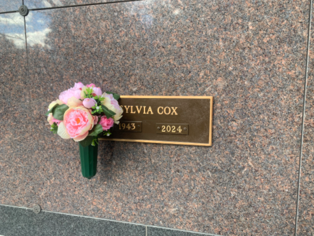 Flower delivery for Sylvia Lee Cox