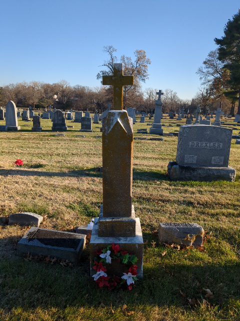 Flower delivery for Amalia Kern Schmitt