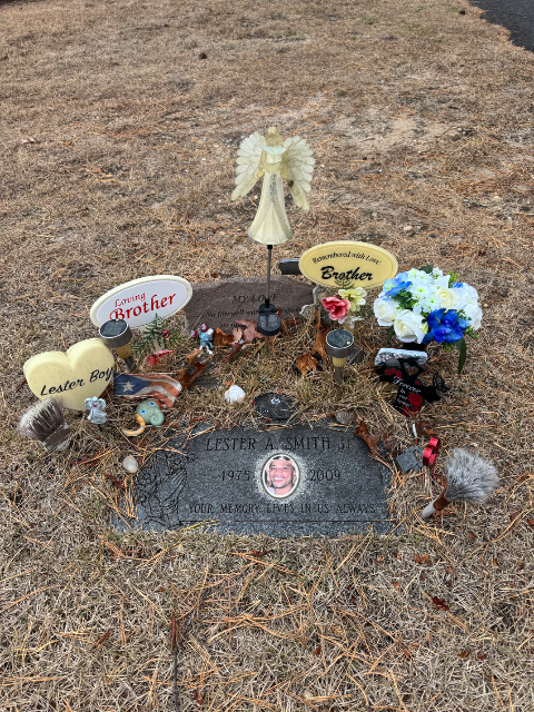 Flower delivery for Lester Allen Smith