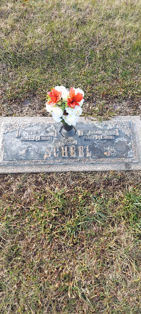 Flower delivery for Henry Elmer Scheel