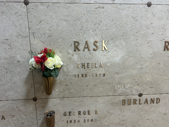 Flower delivery for Sheila Yvonne Rask