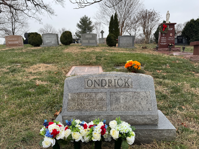 Flower delivery for Joseph Francis Ondrick