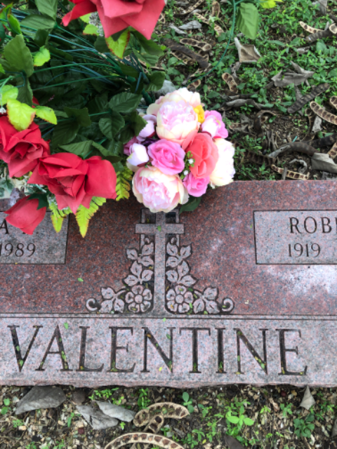 Flower delivery for Robert Frank Valentine