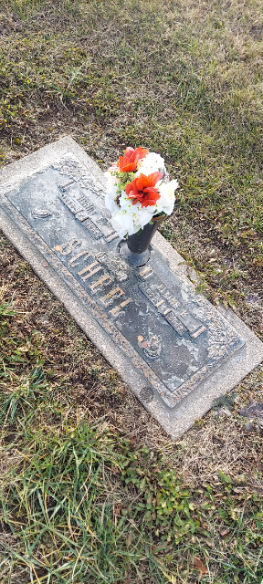 Flower delivery for Henry Elmer Scheel