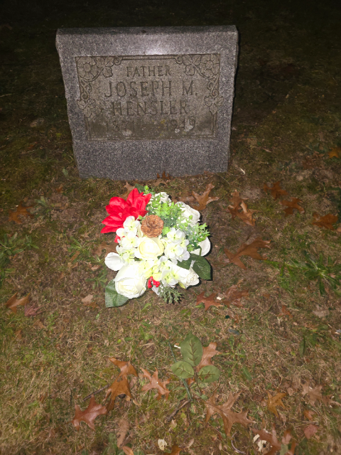 Flower delivery for Joseph M Hensler