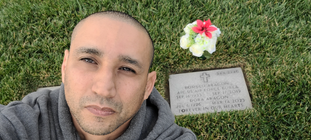 Flower delivery for Romulo Aragon