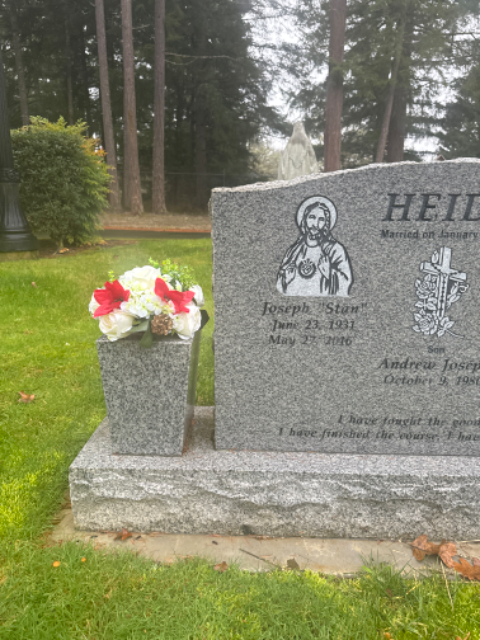 Flower delivery for Joseph Stanley Heidt