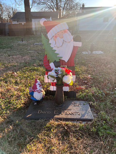 Flower delivery for David E Frantz