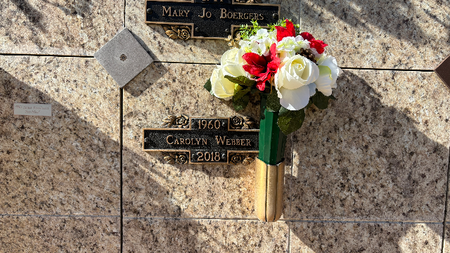 Flower delivery for Carolyn Webber