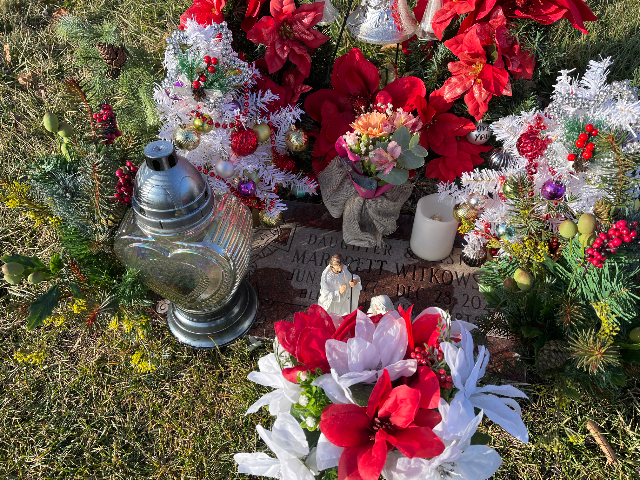 Flower delivery for Margarett Witkowski