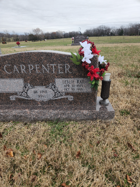 Flower delivery for Leslie Ray Carpenter