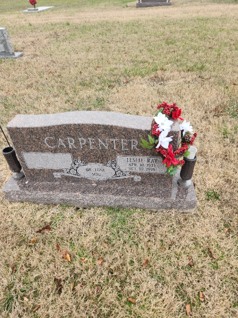 Flower delivery for Leslie Ray Carpenter