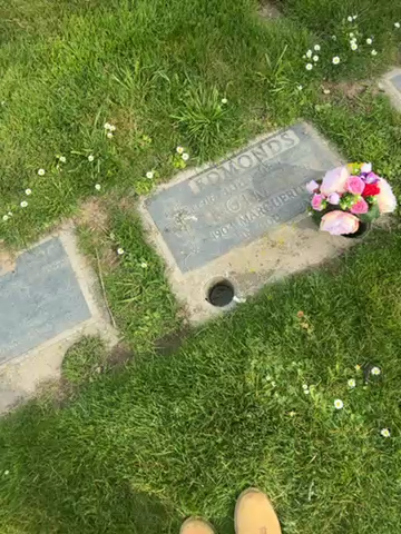 Flower delivery for Marguerite Elaine Notmeyer