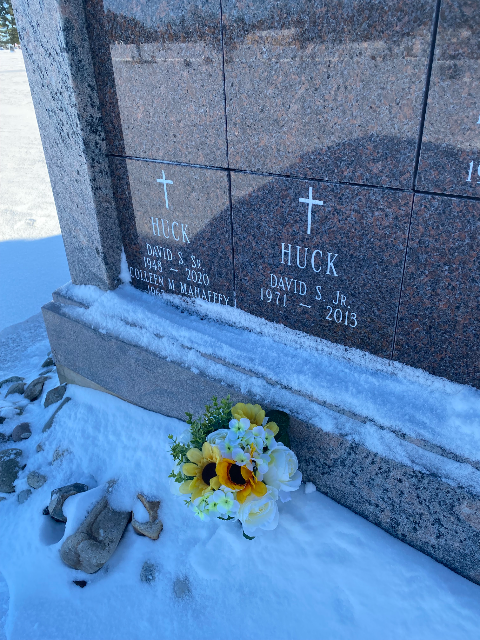 Flower delivery for David S Jr. Huck