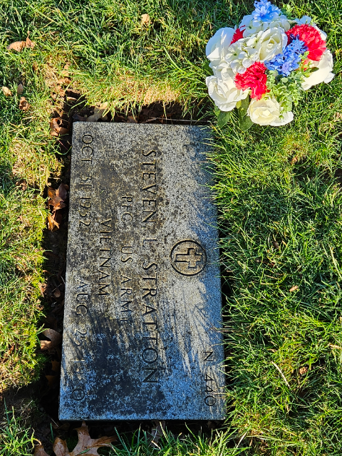 Flower delivery for Steven Lee Stratton