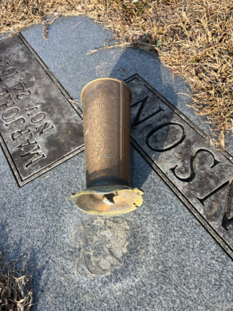 Flower delivery for Lee Michael Hinson