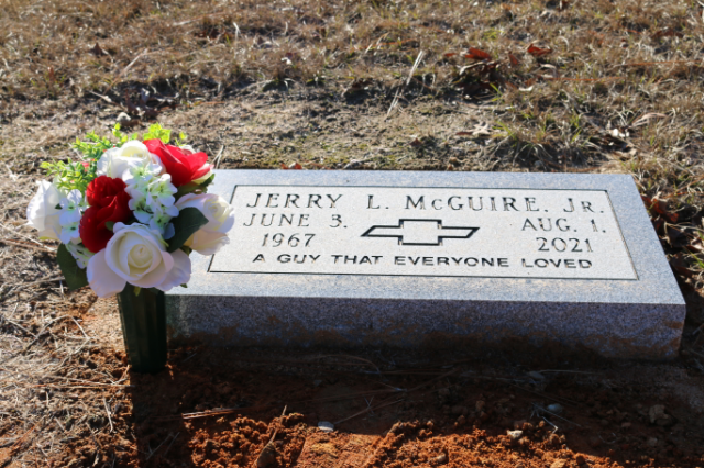 Flower delivery for Jerry Lindsey McGuire