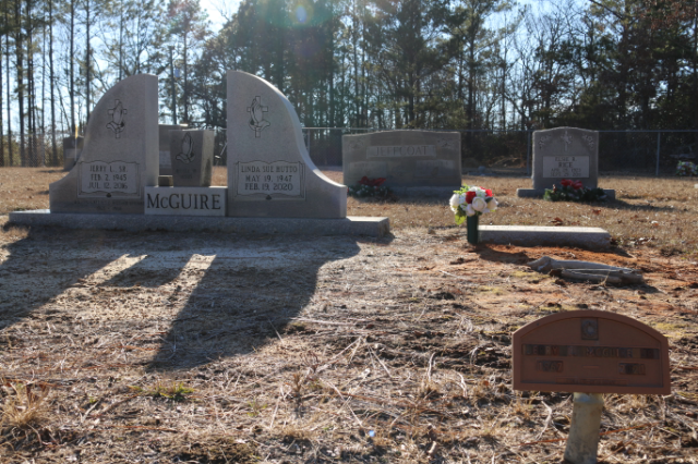 Flower delivery for Jerry Lindsey McGuire