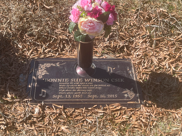Flower delivery for Bonnie Sue Csik