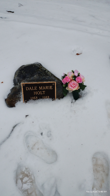 Flower delivery for Dale Marie Holt