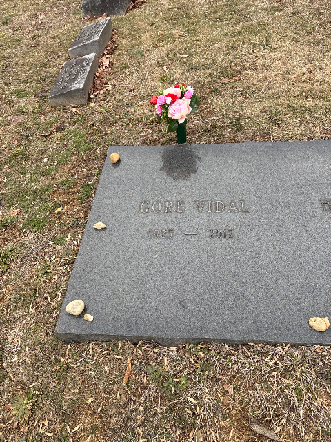 Flower delivery for Gore Vidal