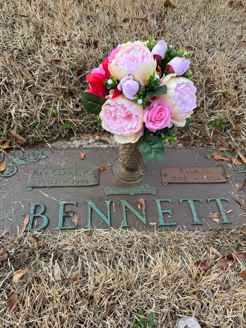 Flower delivery for Clarence Chandler Bennett