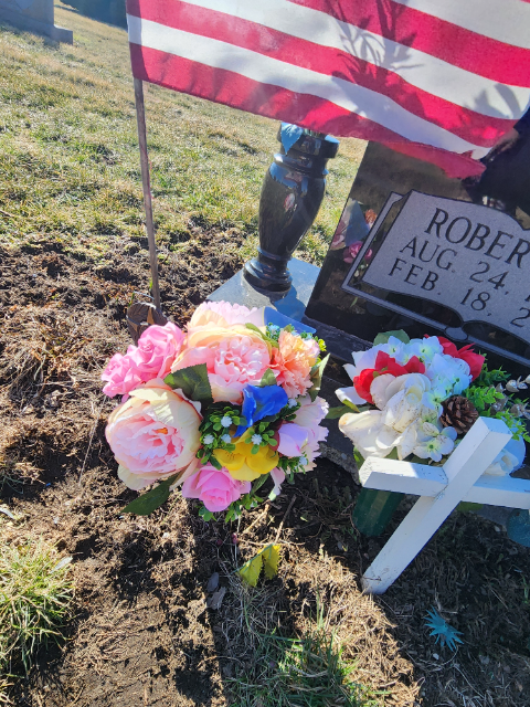 Flower delivery for ROBERT L SUTPHIN