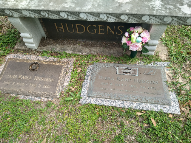 Flower delivery for Debra Christina Hudgens