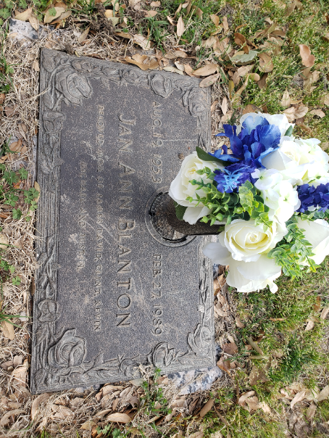 Flower delivery for Jan Ann Blanton