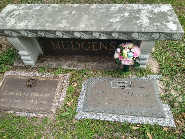 Flower delivery for Debra Christina Hudgens