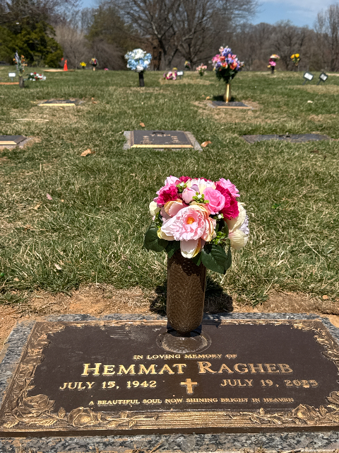 Flower delivery for Hemmat Ragheb