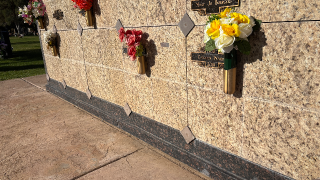 Flower delivery for Carolyn Webber