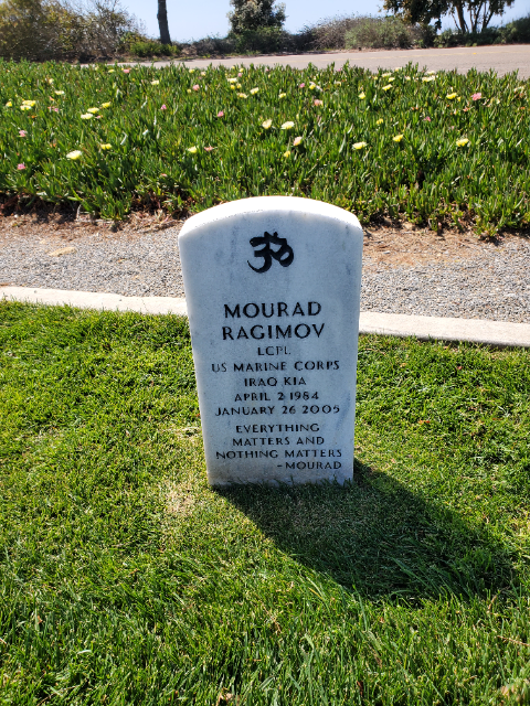 Flower delivery for Mourad Ragimov