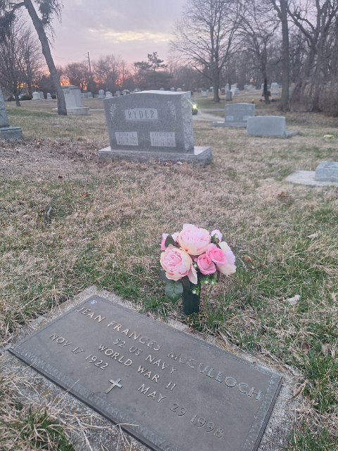 Flower delivery for Jean Lloyd McCulloch