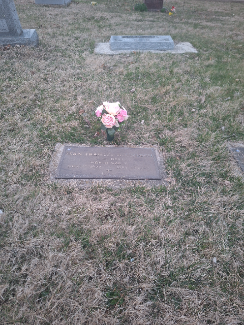 Flower delivery for Jean Lloyd McCulloch