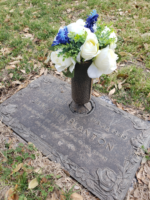 Flower delivery for Jan Ann Blanton