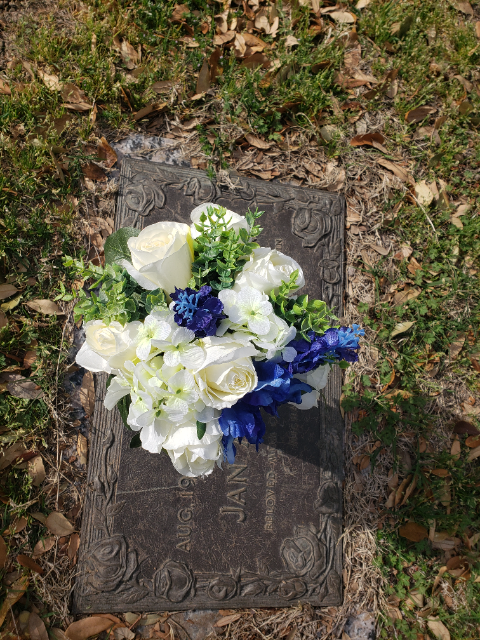 Flower delivery for Jan Ann Blanton