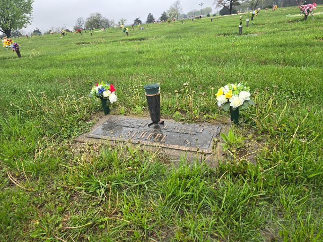 Flower delivery for Henry Elmer Scheel