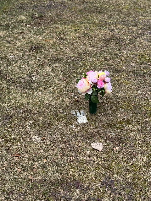 Flower delivery for Roxann Handley