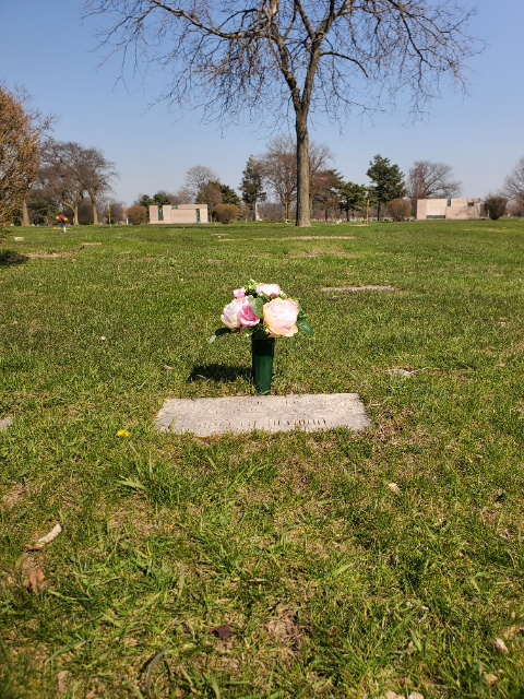 Flower delivery for Adleta Altman