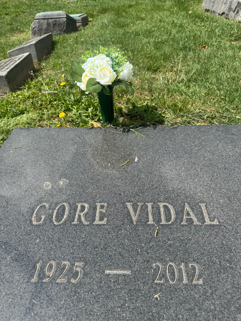 Flower delivery for Gore Vidal