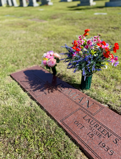 Flower delivery for Frank A Domian