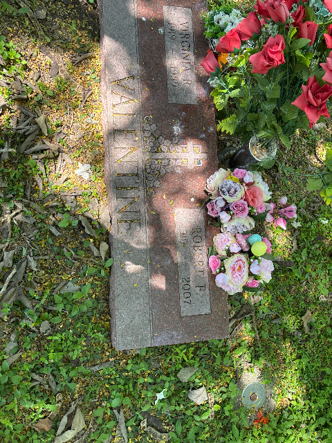 Flower delivery for Robert Frank Valentine