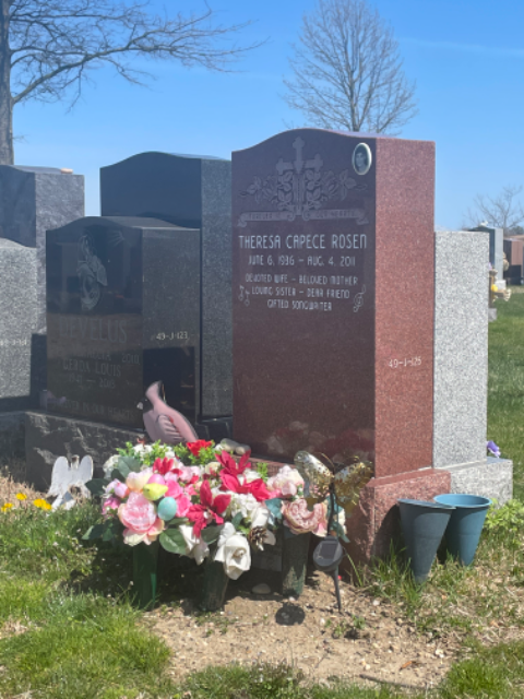 Flower delivery for Theresa Capece Rosen