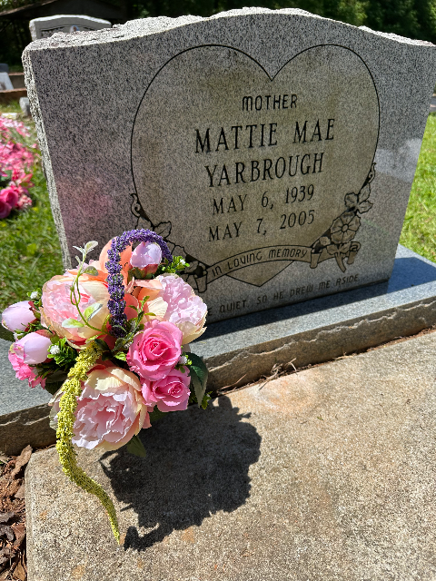 Flower delivery for Mattie Mae Yarbrough