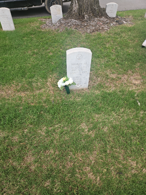 Flower delivery for Mindy Mae Owen