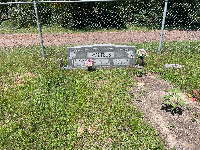 Flower delivery for Regina Kay Walters